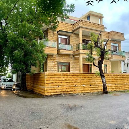 Willa Karni Nivvas - Luxury Redefined Udajpur Zewnętrze zdjęcie