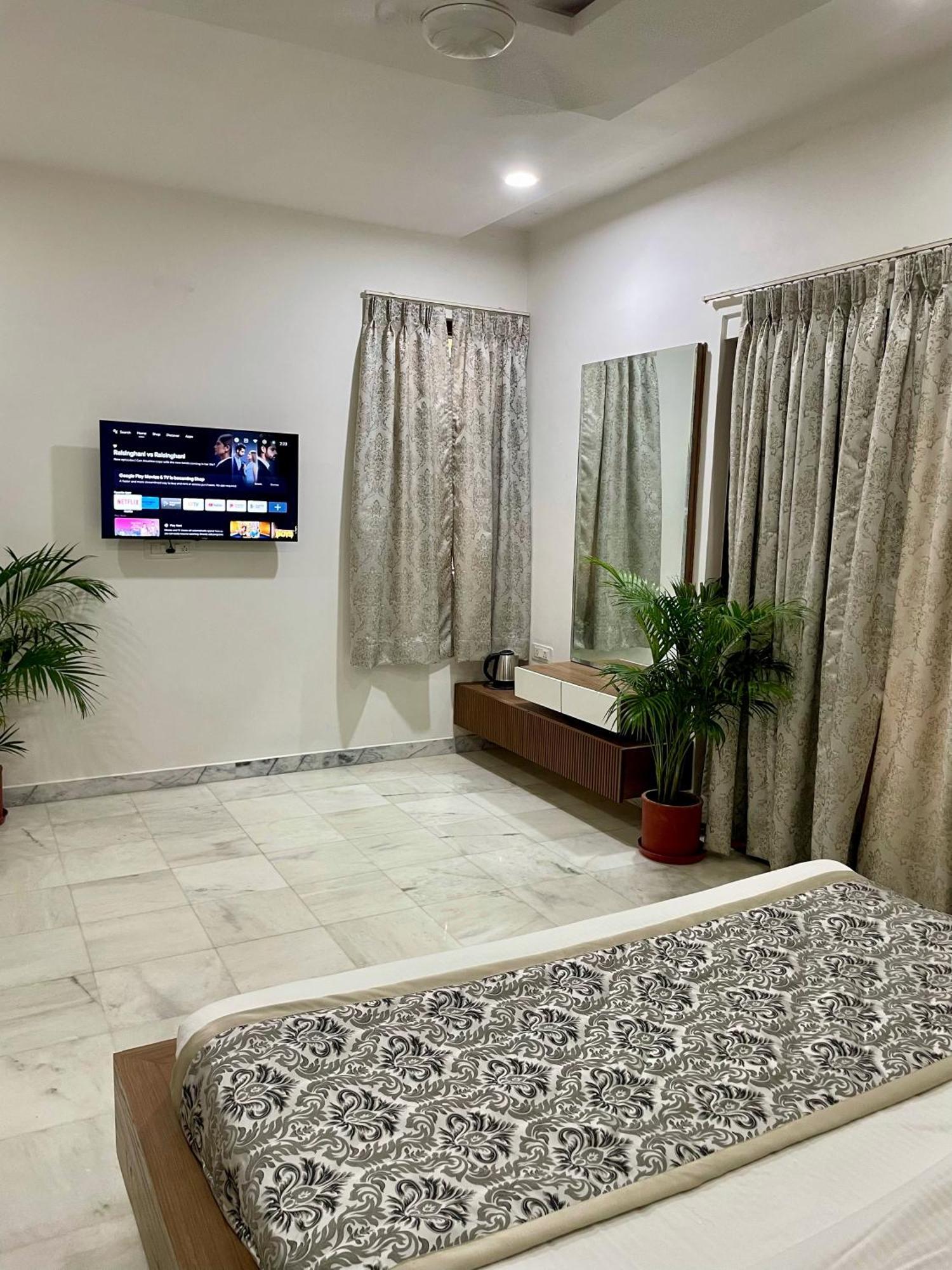 Willa Karni Nivvas - Luxury Redefined Udajpur Zewnętrze zdjęcie